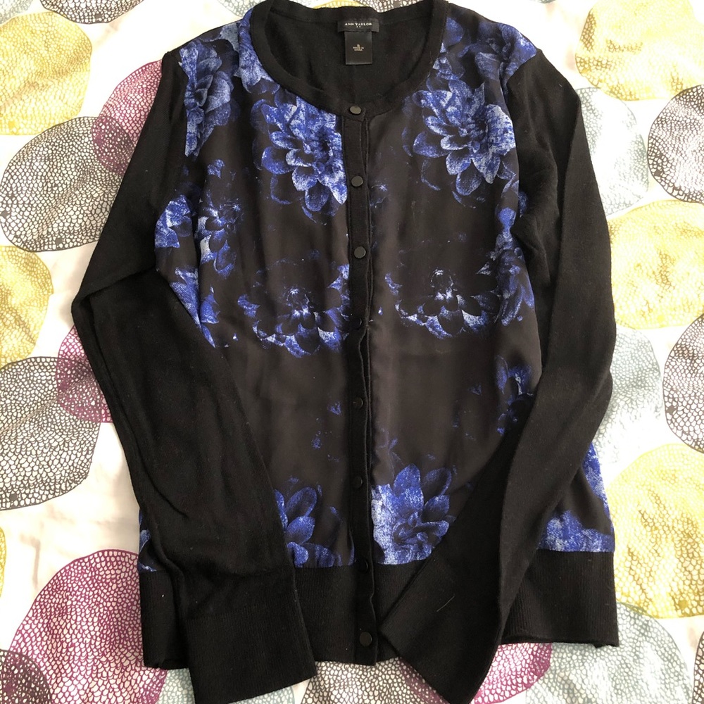 Ann Taylor Black/blue Floral Top